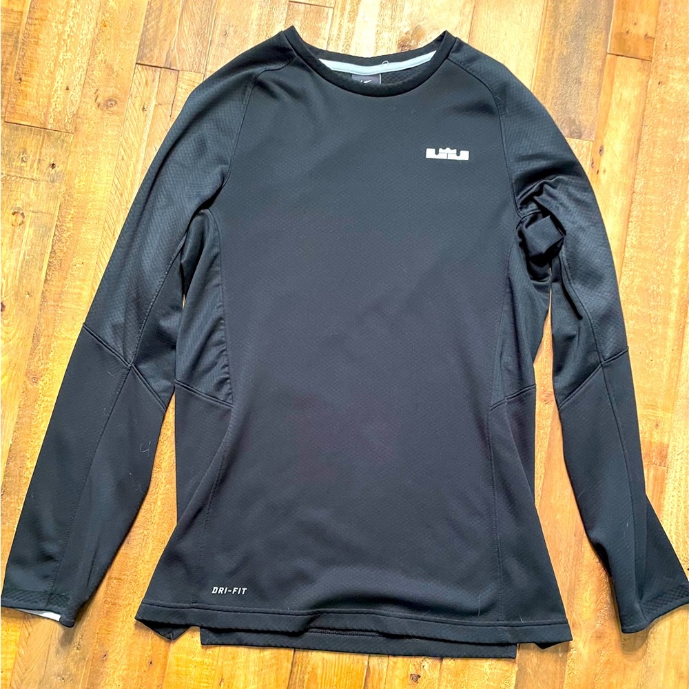 Nike Lebron warm up shirt size small
